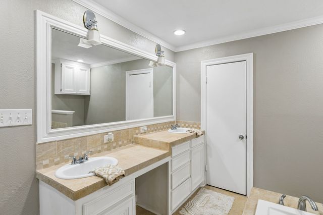 1310 Briar Hollow Lane, Garland, TX 75043