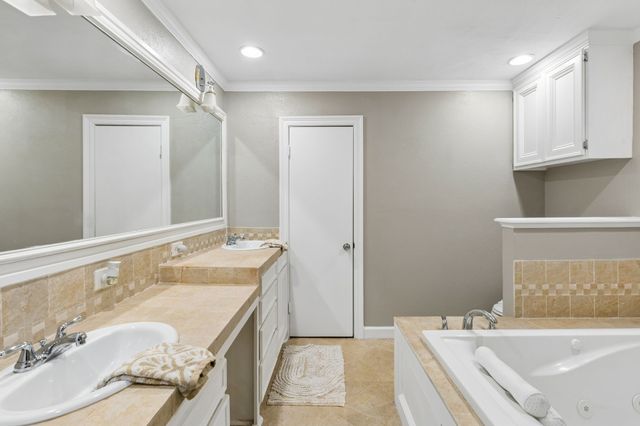 1310 Briar Hollow Lane, Garland, TX 75043
