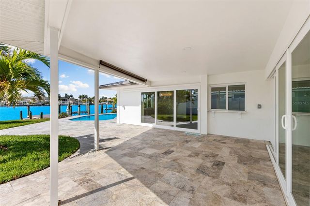 10088 PARADISE BOULEVARD, Treasure Island, FL 33706