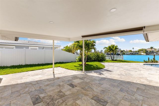 10088 PARADISE BOULEVARD, Treasure Island, FL 33706