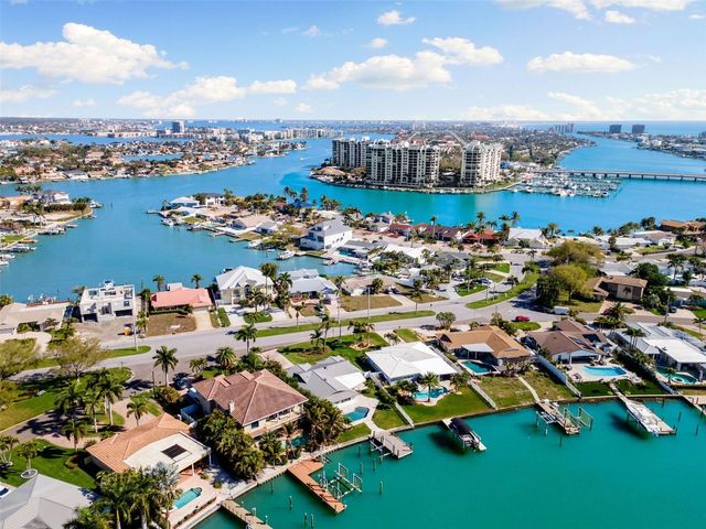 10088 PARADISE BOULEVARD, Treasure Island, FL 33706