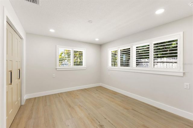 10088 PARADISE BOULEVARD, Treasure Island, FL 33706