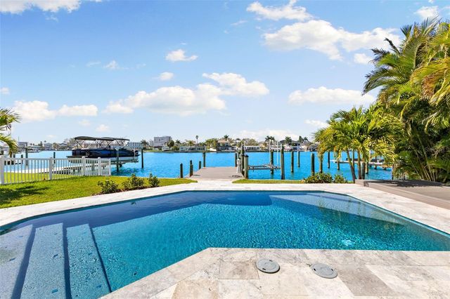 10088 PARADISE BOULEVARD, Treasure Island, FL 33706