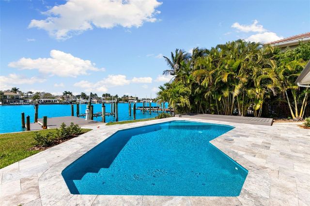 10088 PARADISE BOULEVARD, Treasure Island, FL 33706