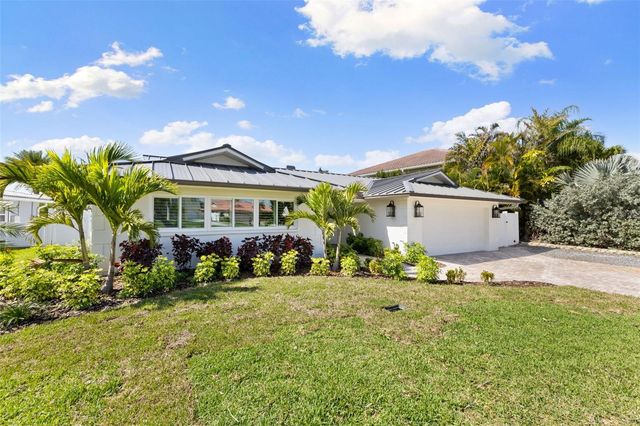 10088 PARADISE BOULEVARD, Treasure Island, FL 33706