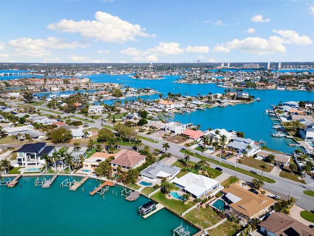 10088 PARADISE BOULEVARD, Treasure Island, FL 33706