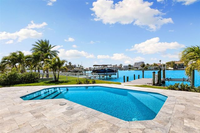 10088 PARADISE BOULEVARD, Treasure Island, FL 33706