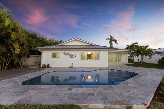 10088 PARADISE BOULEVARD, Treasure Island, FL 33706