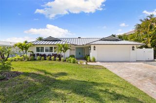 10088 PARADISE BOULEVARD, Treasure Island, FL 33706