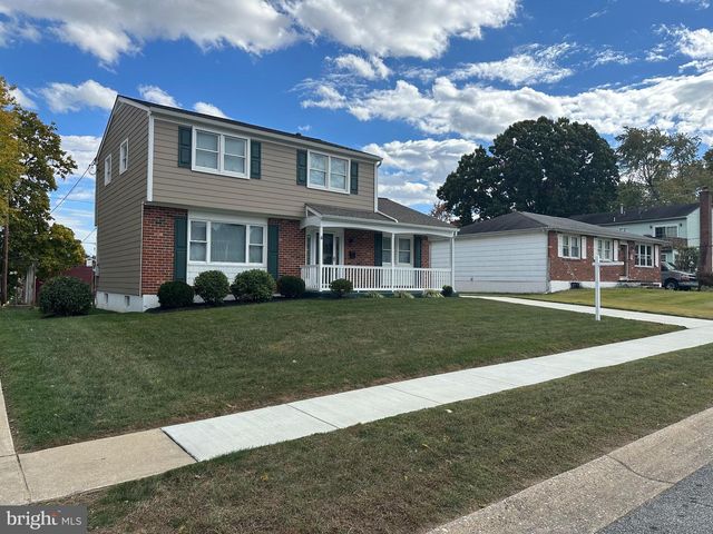 6 CHIMING RD, New Castle, DE 19720