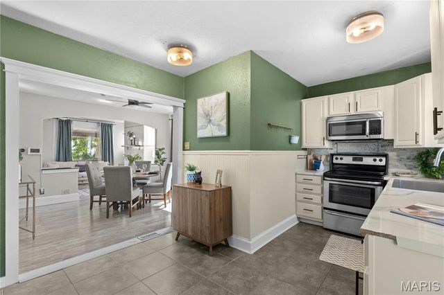 4228 Schiller Place, St Louis, MO 63116