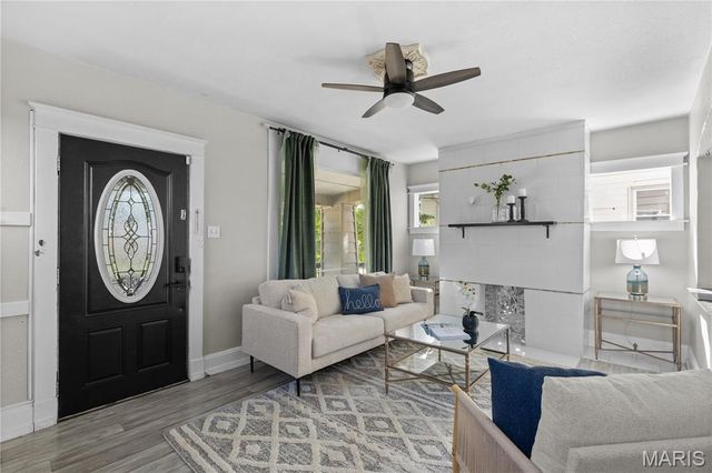 4228 Schiller Place, St Louis, MO 63116