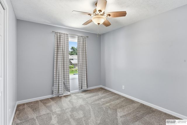 11005 Sahler Street, Omaha, NE 68164