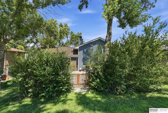 11005 Sahler Street, Omaha, NE 68164
