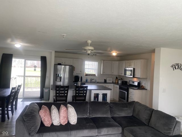 11946 E 79th Street, Indianapolis, IN 46236