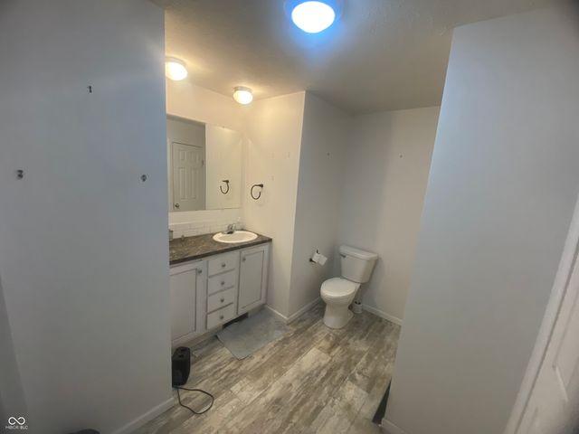 11946 E 79th Street, Indianapolis, IN 46236