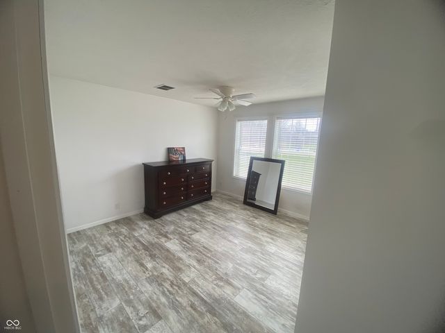 11946 E 79th Street, Indianapolis, IN 46236