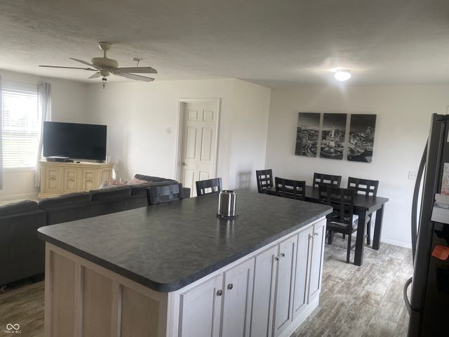 11946 E 79th Street, Indianapolis, IN 46236