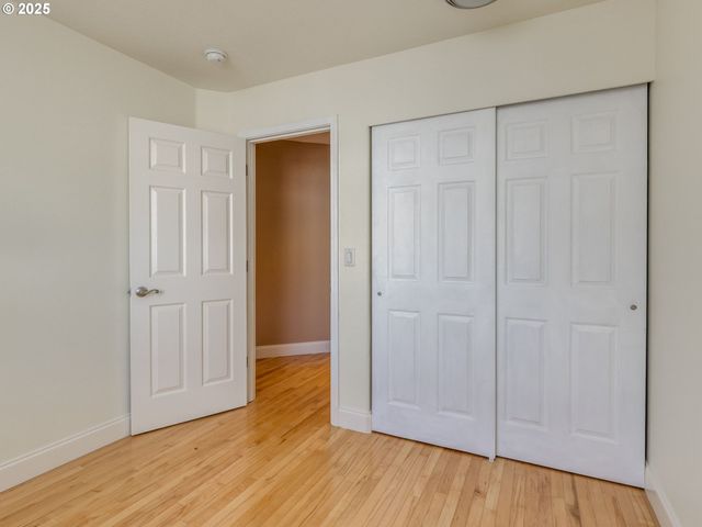 15446 Se HONEYSUCKLE Way, Clackamas, OR 97015