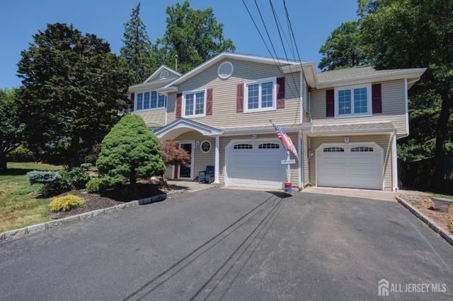 9 Paris Avenue, Edison, NJ 08820