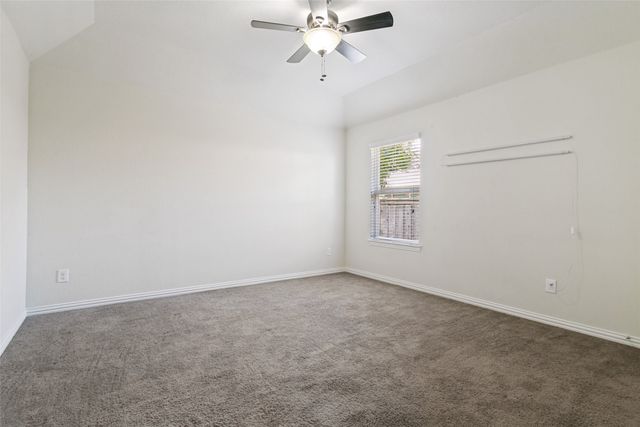 211 Copper Canyon Drive, Lewisville, TX 75067