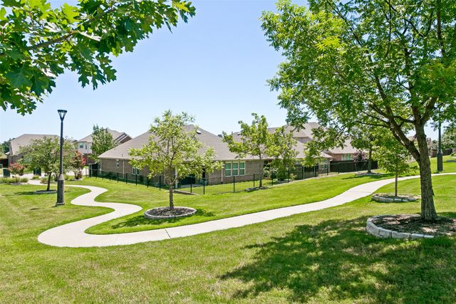 211 Copper Canyon Drive, Lewisville, TX 75067