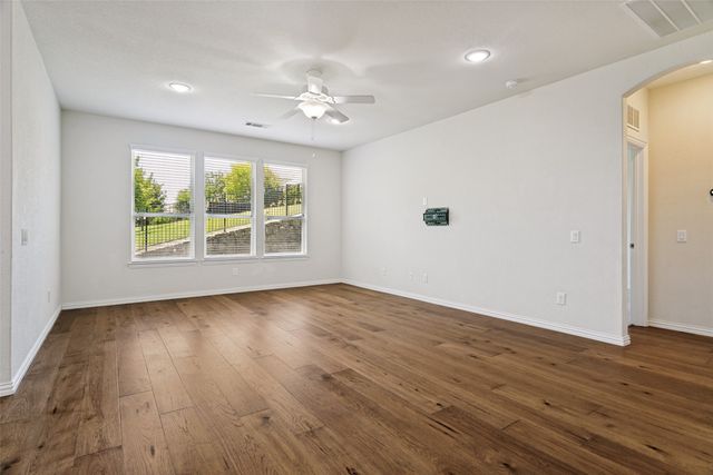 211 Copper Canyon Drive, Lewisville, TX 75067