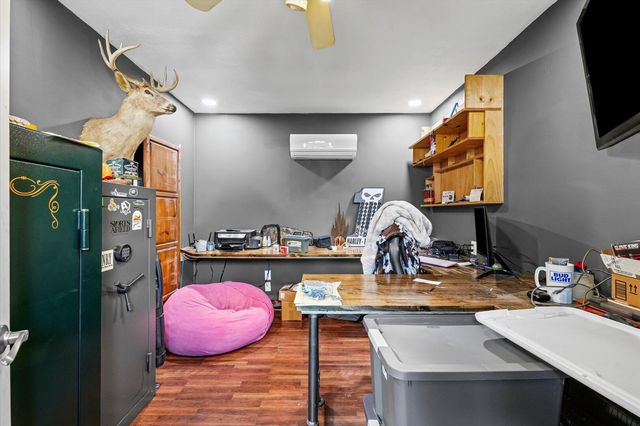 1095 Eastview Drive, Paxton, IL 60957