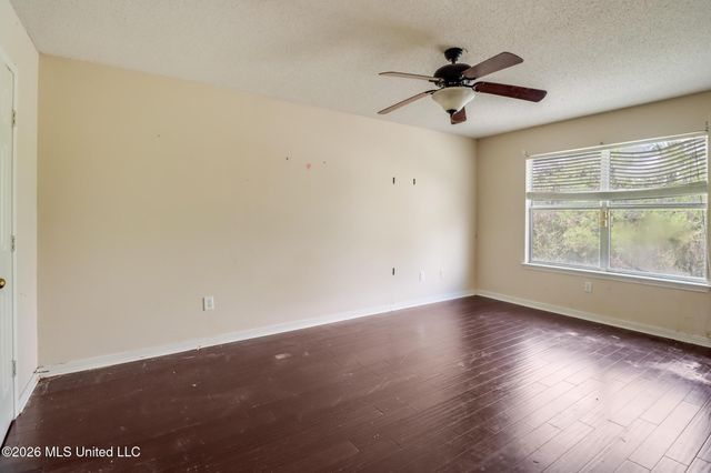 11944 Summerhaven Circle, Gulfport, MS 39503