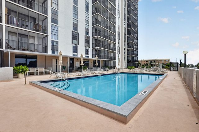 2500 NE 135TH Street C1011, North Miami, FL 33181