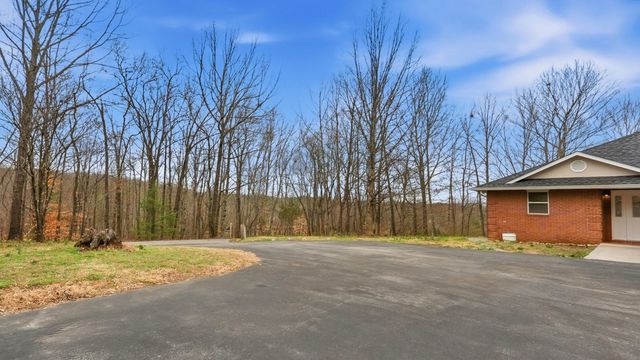 2520 Sullins Road, Athens, TN 37303