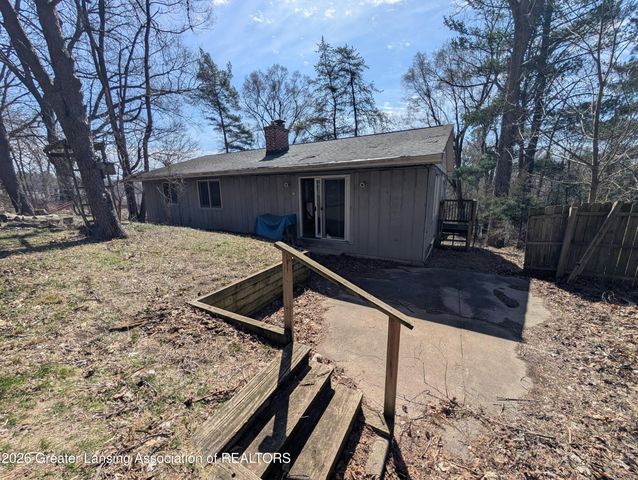 1284 W Dansville Road, Mason, MI 48854