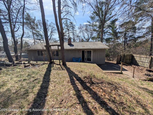 1284 W Dansville Road, Mason, MI 48854