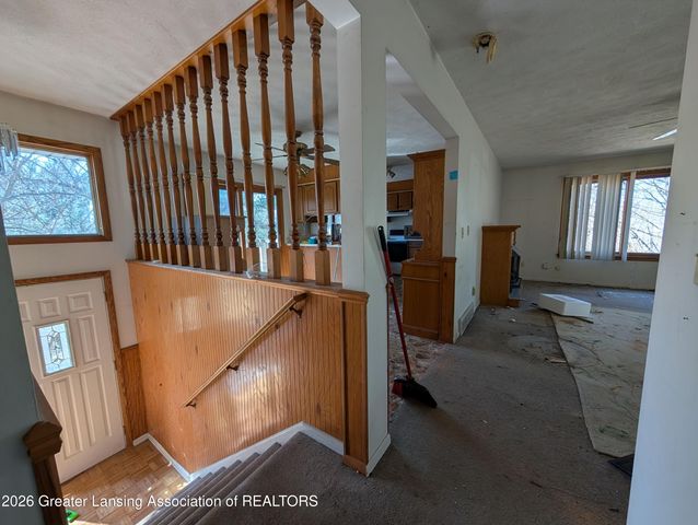 1284 W Dansville Road, Mason, MI 48854