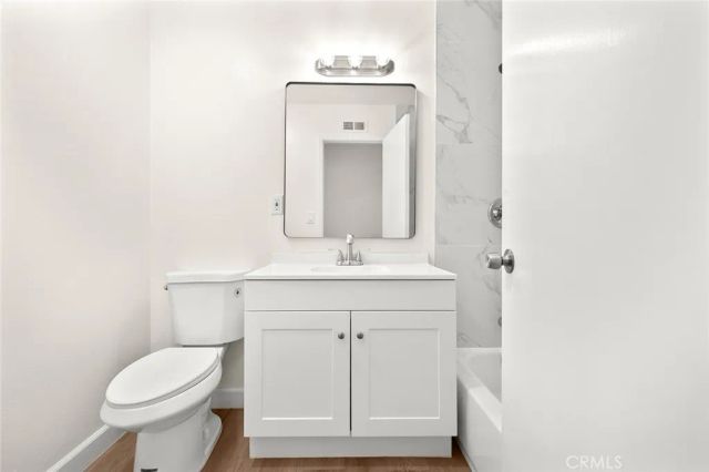 928 S Laurel Street, Santa Ana, CA 92704