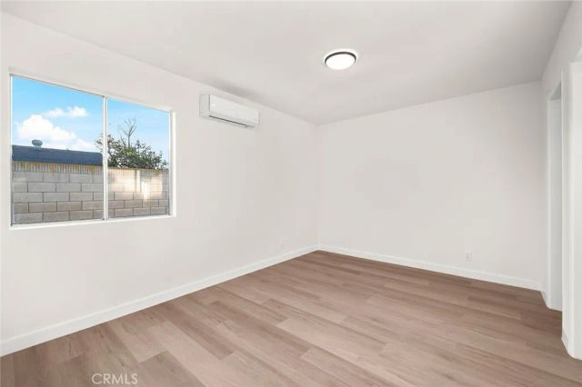 928 S Laurel Street, Santa Ana, CA 92704