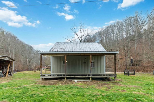 1666 Pointer Creek Road, Science Hill, KY 42553