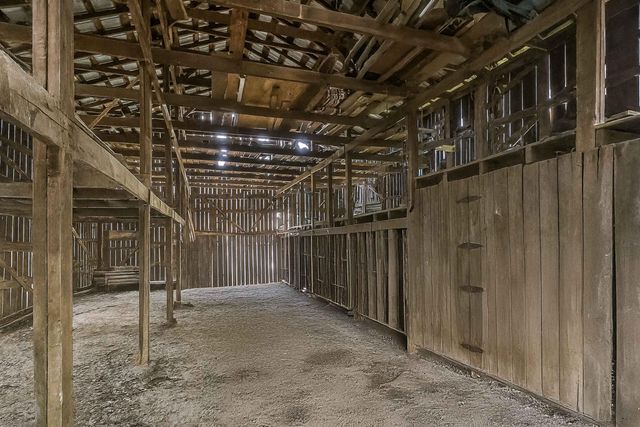 1666 Pointer Creek Road, Science Hill, KY 42553