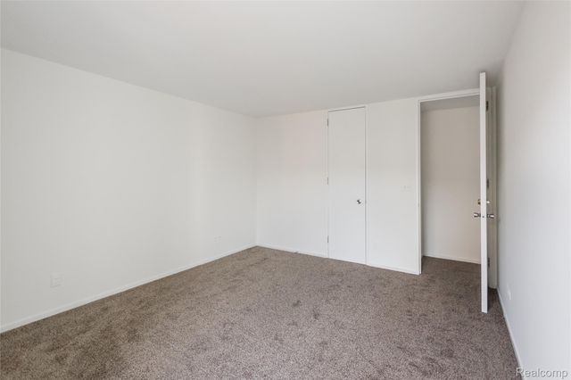 8200 E Jefferson Avenue 1605, Detroit, MI 48214