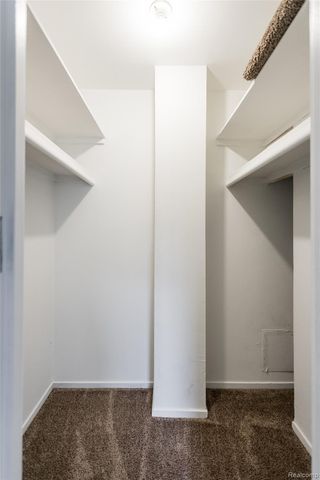 8200 E Jefferson Avenue 1605, Detroit, MI 48214