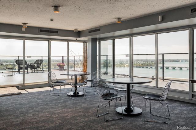 8200 E Jefferson Avenue 1605, Detroit, MI 48214