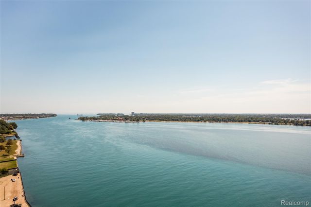 8200 E Jefferson Avenue 1605, Detroit, MI 48214