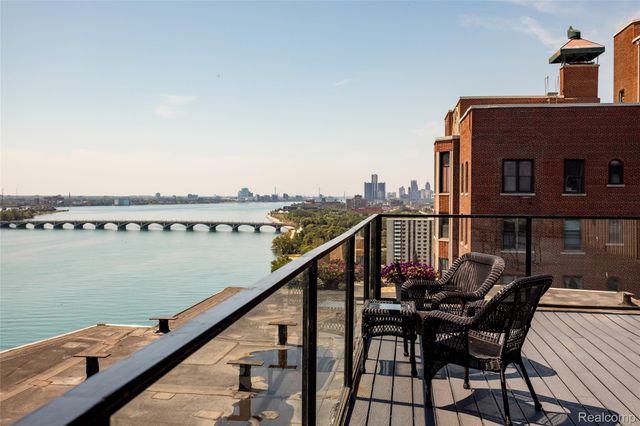 8200 E Jefferson Avenue 1605, Detroit, MI 48214