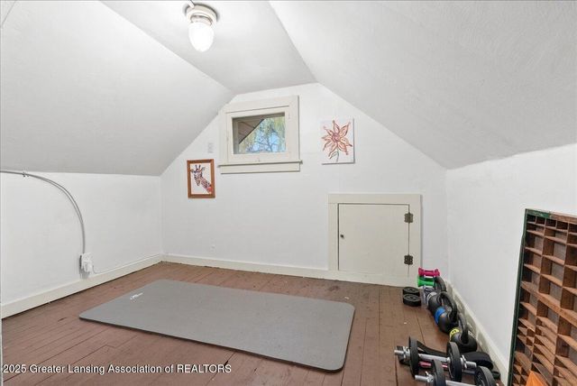 1811 Vermont Avenue, Lansing, MI 48906