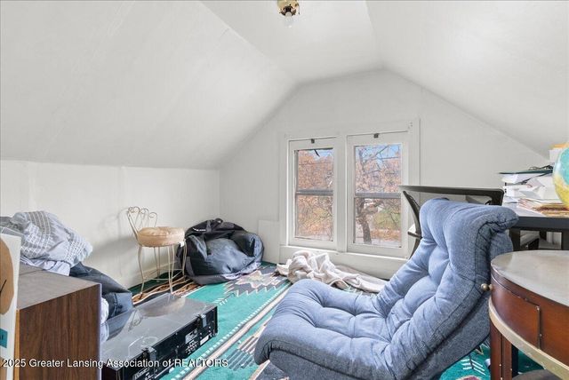 1811 Vermont Avenue, Lansing, MI 48906