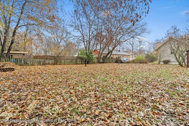 1811 Vermont Avenue, Lansing, MI 48906