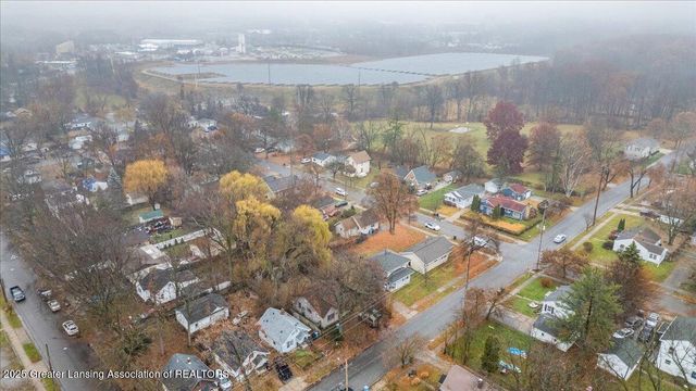 1811 Vermont Avenue, Lansing, MI 48906