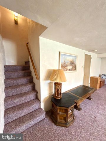 1716 NAPFLE AVE, Philadelphia, PA 19111