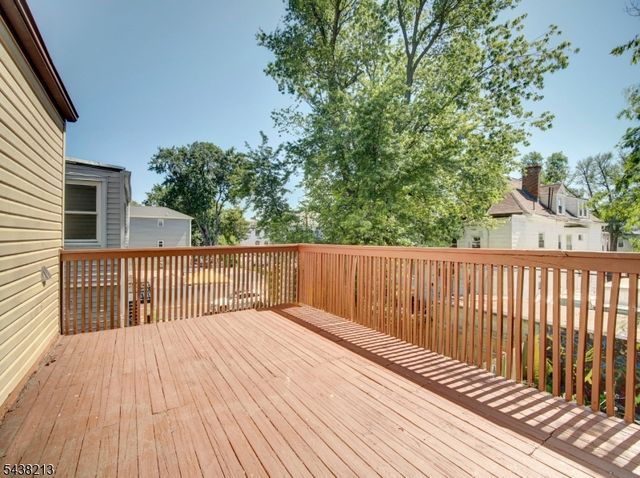 144 Steuben St, East Orange City, NJ 07018