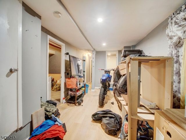 144 Steuben St, East Orange City, NJ 07018
